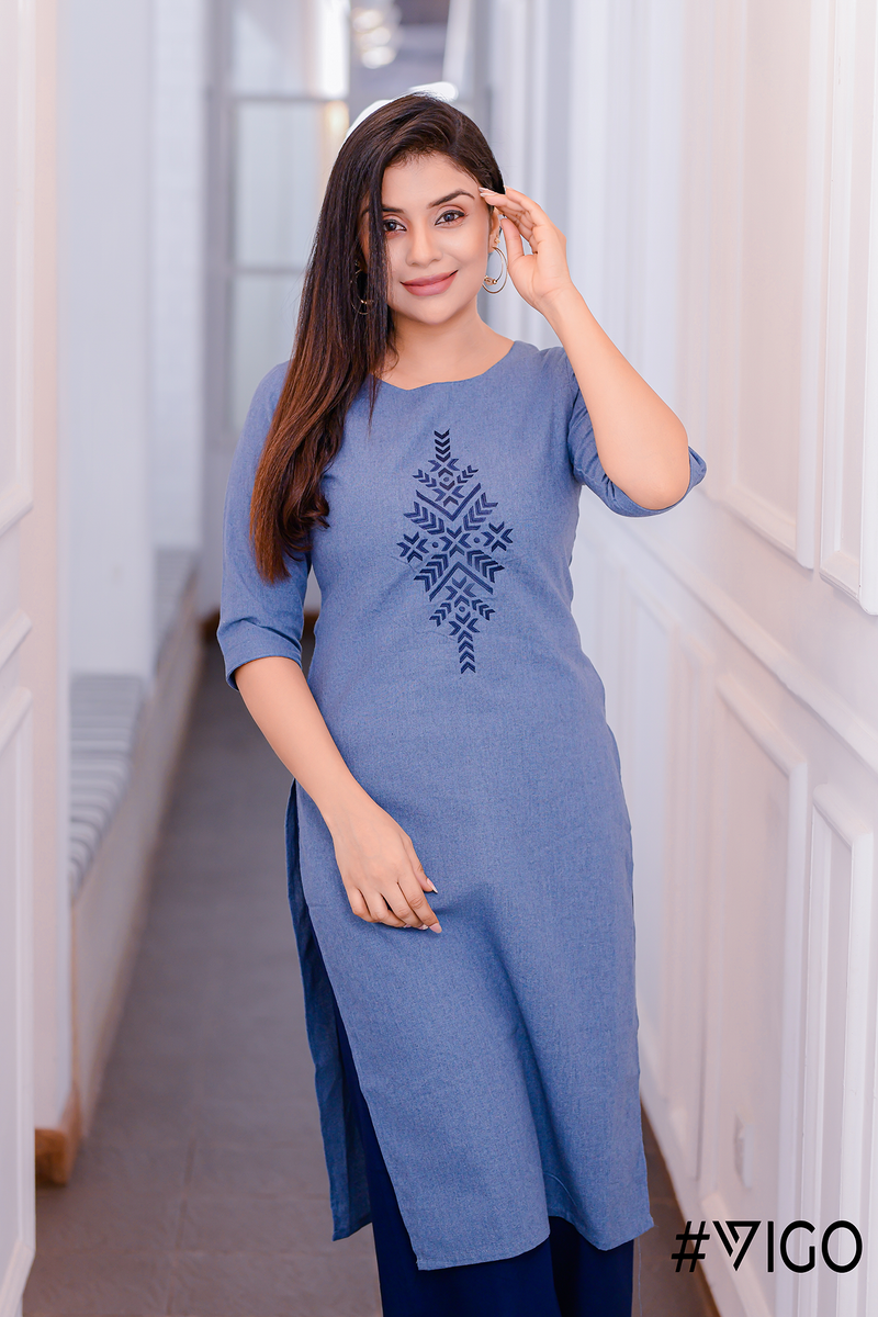 Embroidered Classic Kurti in Tranquil